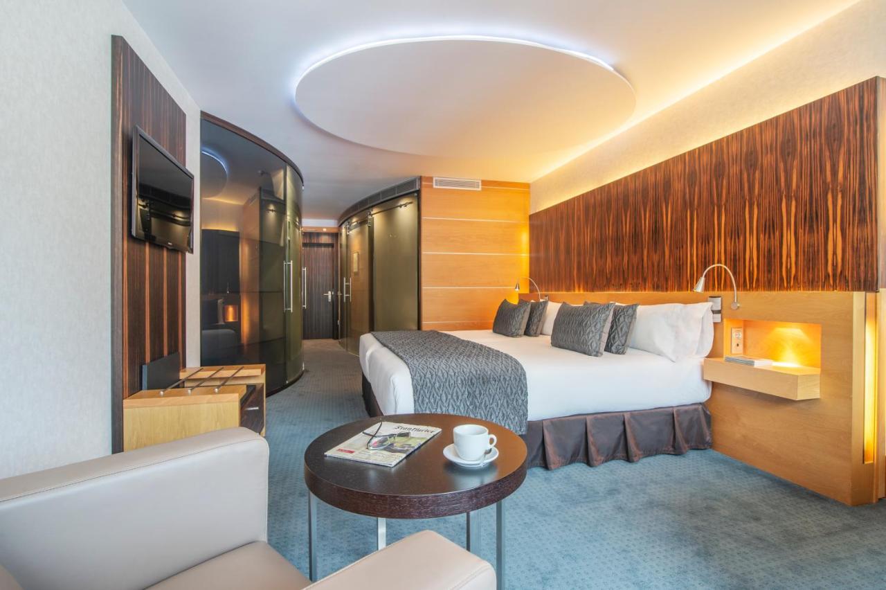 Hotel Starc By Pierre & Vacances Premium Andorra la Vella Dış mekan fotoğraf