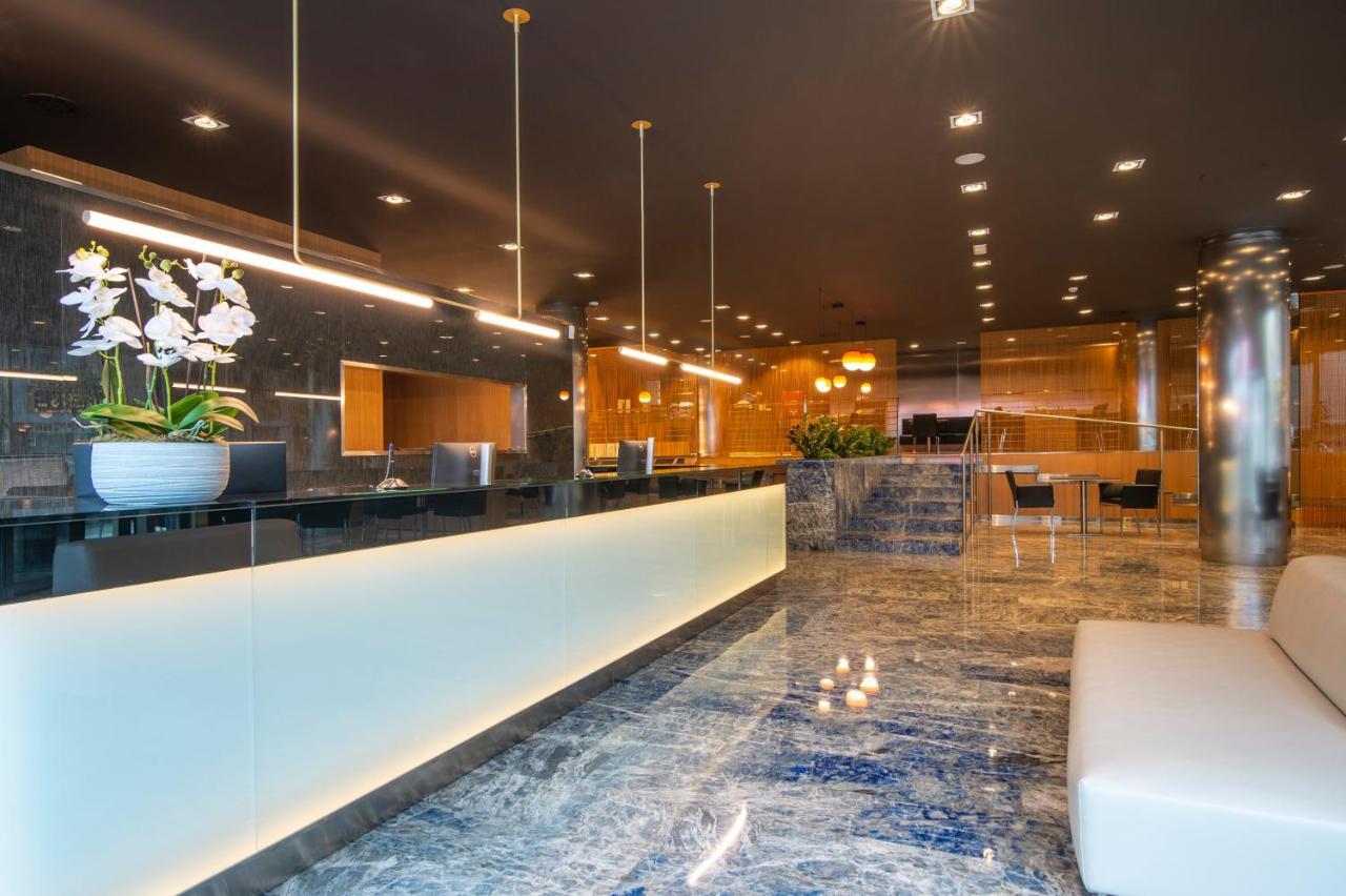Hotel Starc By Pierre & Vacances Premium Andorra la Vella Dış mekan fotoğraf